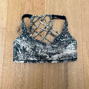 Women's Black and White Strappy Sports Bra